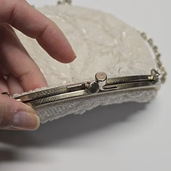 {Mr. Ernest Simon} Vintage Elegant White Beaded Women's Bag - Picture 6 of 12